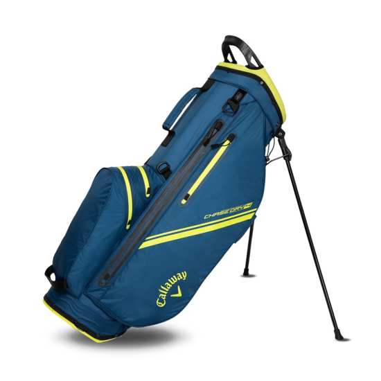 Callaway Chase Dry Standbag 2025 - Navy/Flo Yellow i gruppen Golfbagar / Brbagar hos Tee Two Green AB (A00497_Q0182)